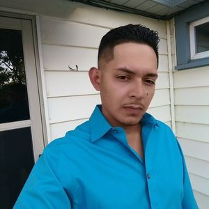 Meet your Posher, Carlos